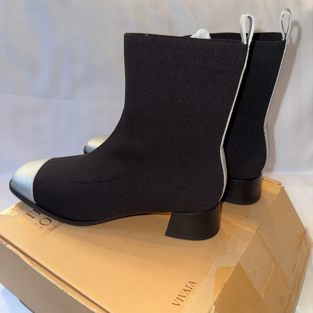 VIVIAIA Sock Boots Black Silver Cap‎ Toe Block Heel Knit Ankle Women Size 7.5